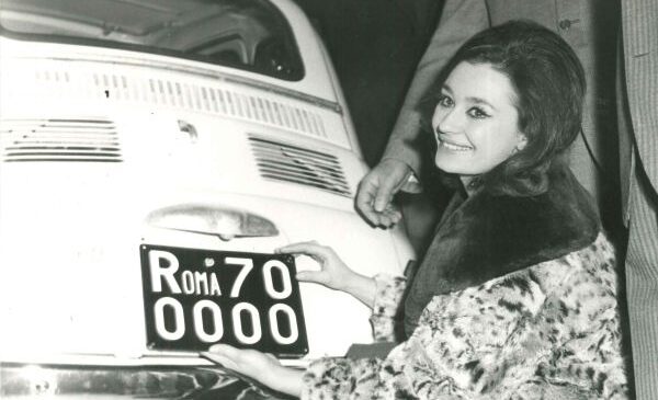 Targhe storiche, via libera alle riproduzioni originali dal 1931