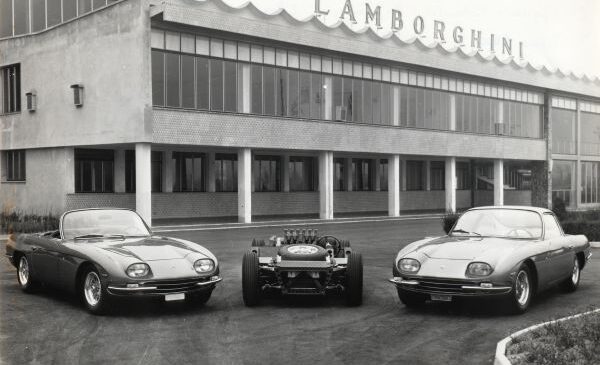 60 anni di evoluzione della granturismo Lamborghini
